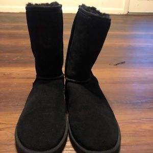 COPY - Uggs Classic Short Boot Black Size 10